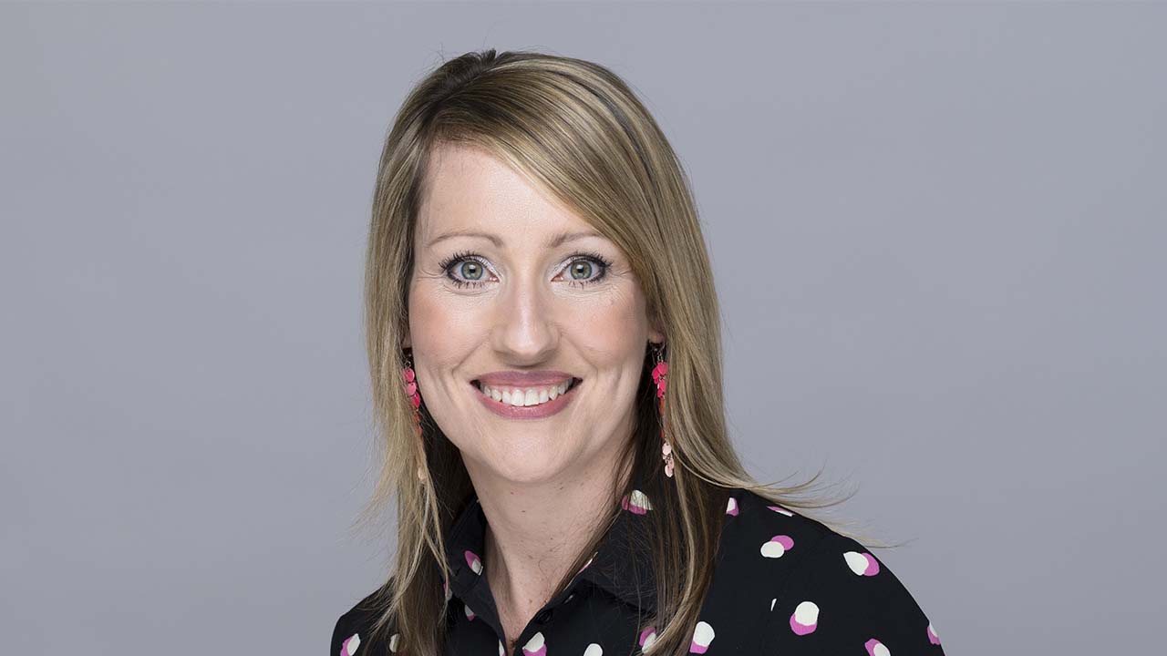lisa-banks-summary