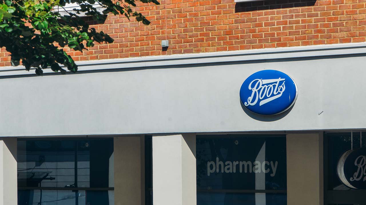 boots-sign-summary