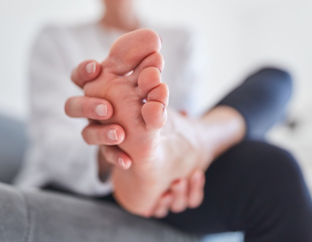 feet-id1175864276b.jpg