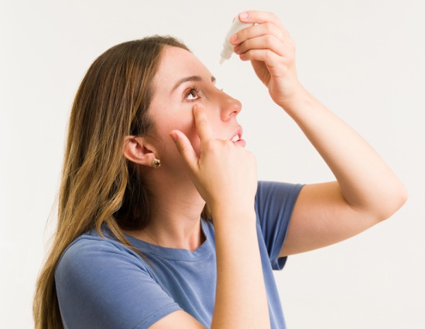 woman-eye-exam-id1325283105b.jpg