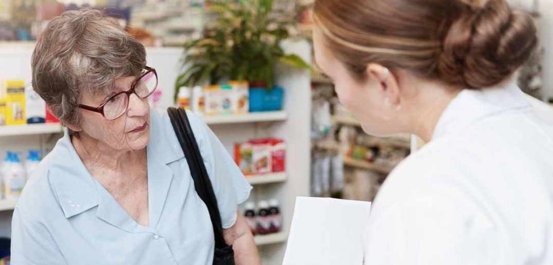 consultation-young-pharmacist-picture-id925665036b.jpg