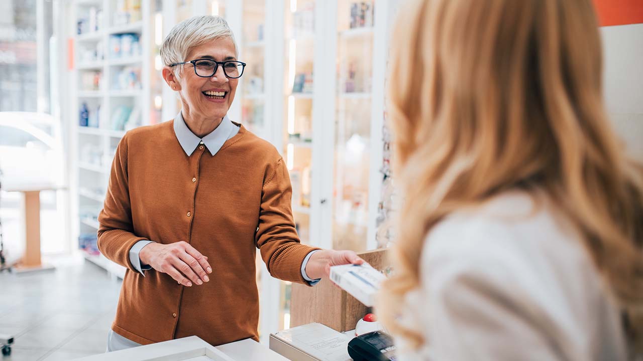 woman-pharmacy-summary